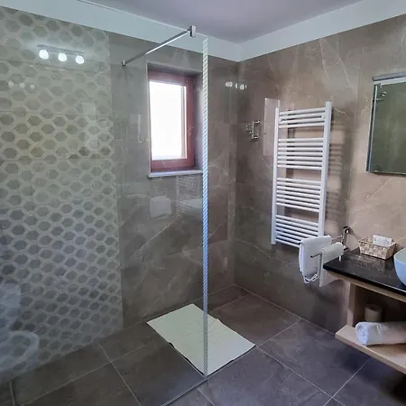 Vista 1 マリンスカ