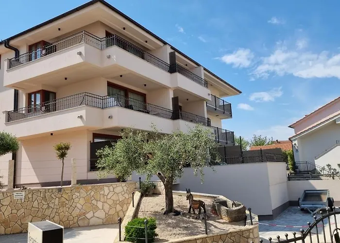 Vista 1 krevet i doručak Malinska