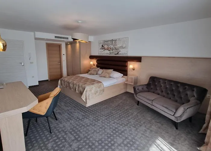 Vista 1 Bed & Breakfast 4*